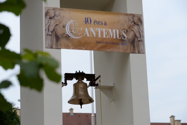 Ünnepi harangavató a Cantemusnál