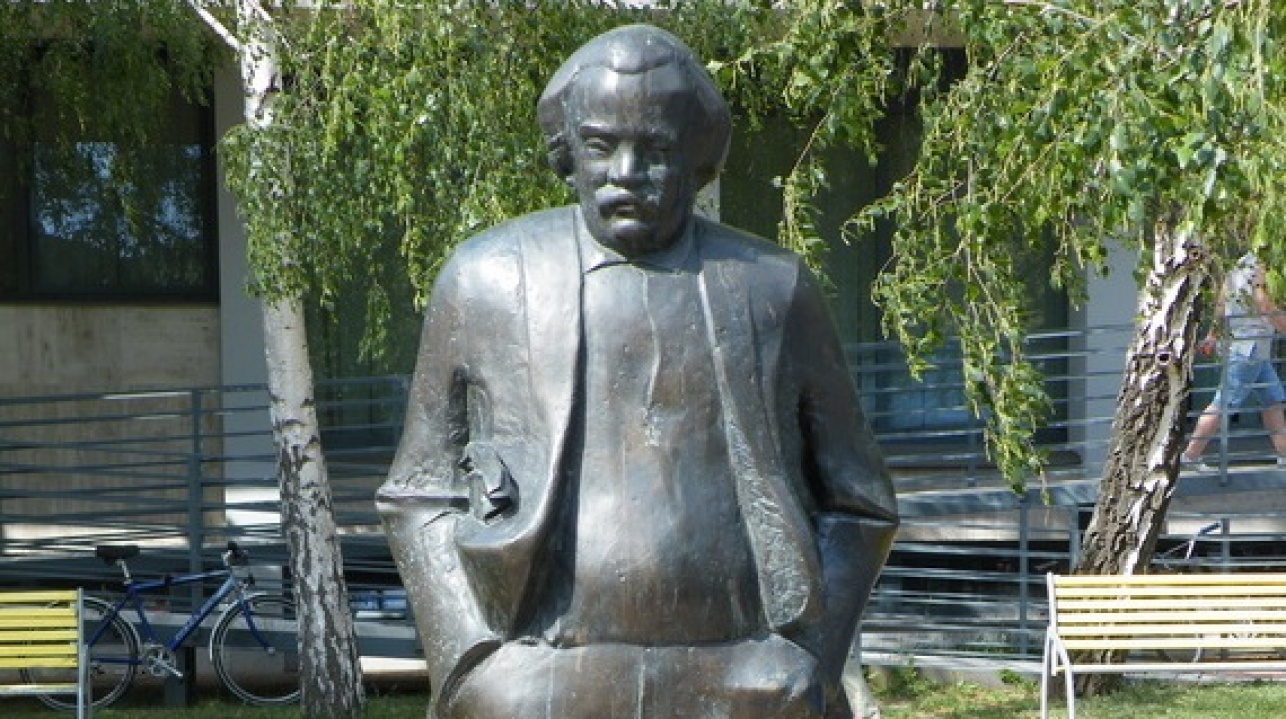 Móricz Zsigmondra emlékezünk