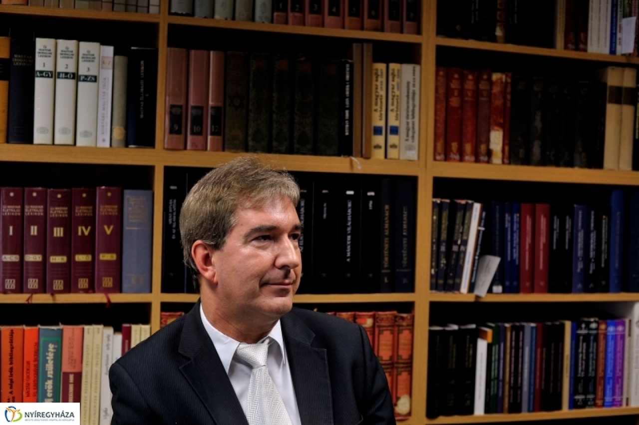 Műemléktitkok - előadás a Könyves Vasárnapon