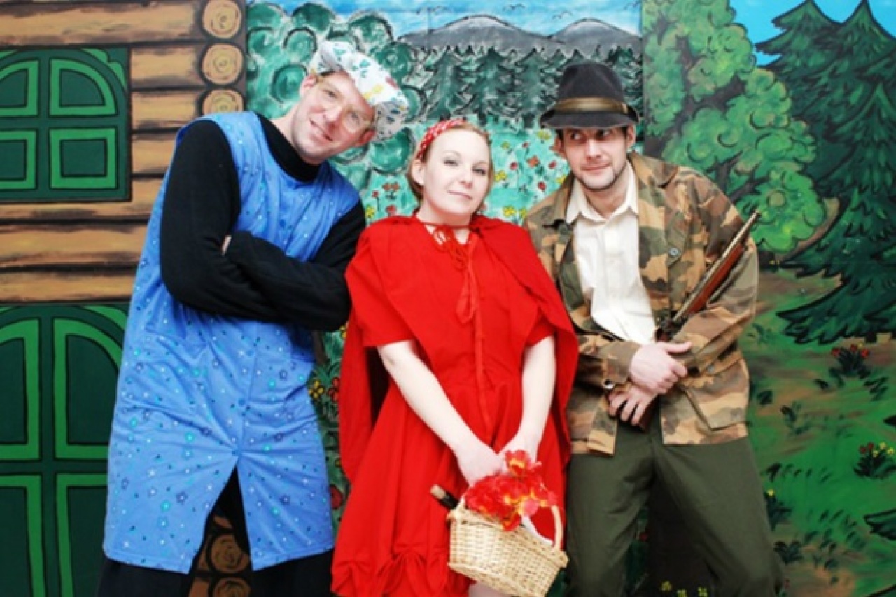 Piroska és a farkas - zenés mesejáték a VMKK-ban