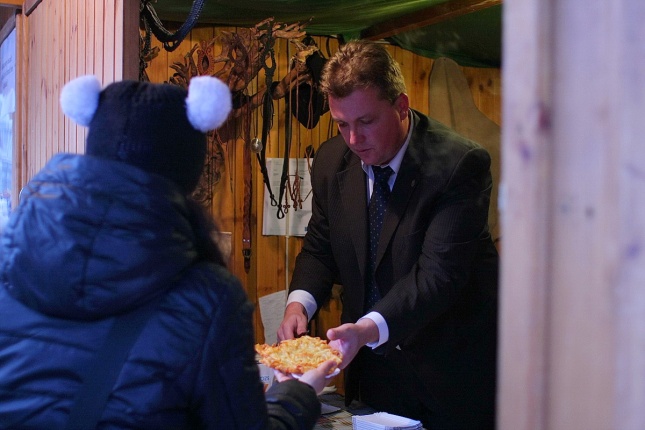 Lapcsánka a forgatagban