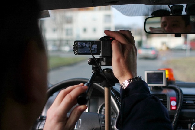 Kamerával ellenőriznek 