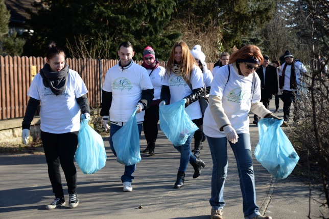 Natur Comfort - takarítás a Kótaji úton