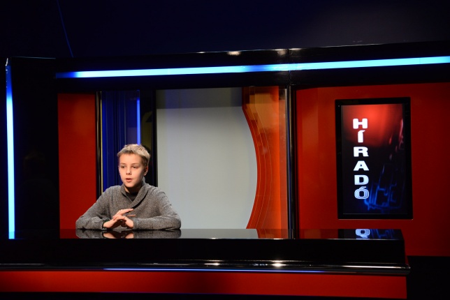 Iskolás csoport látogatása a Nyíregyházi Televíziónál