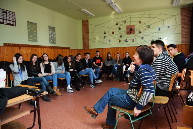 Rendhagyó Osztályfőnöki Óra a Zrínyiben