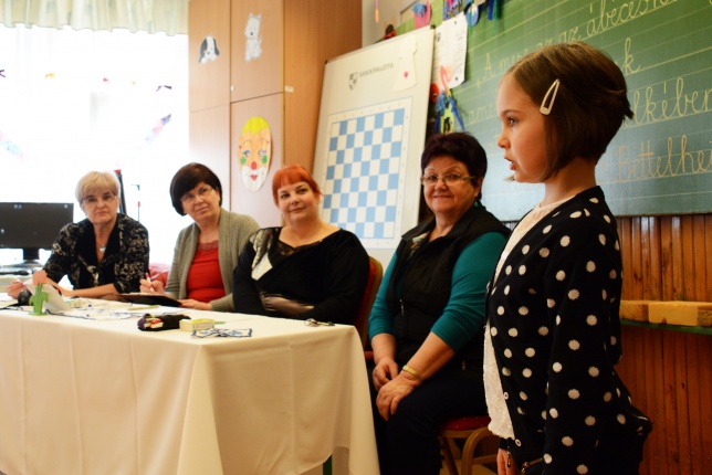 Mesemondó verseny  a Kazinczyban