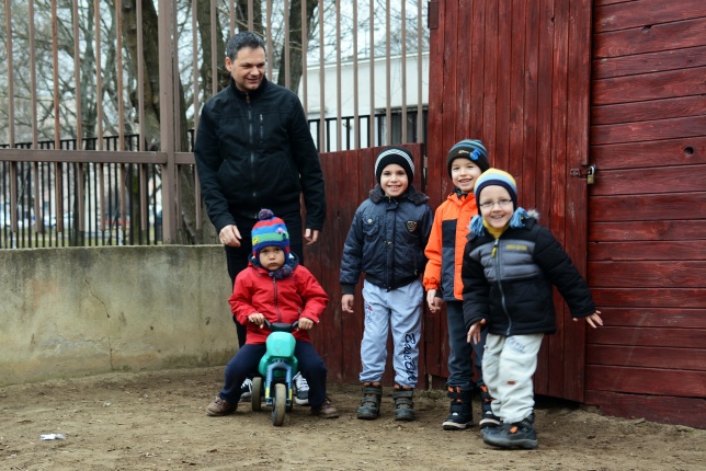 Óvóbácsi az Eszterlánc Óvodában