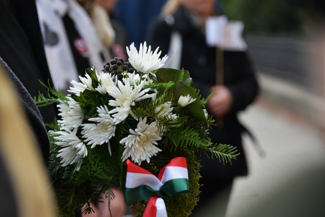Koszorúzások Március 15.-e alkalmából 