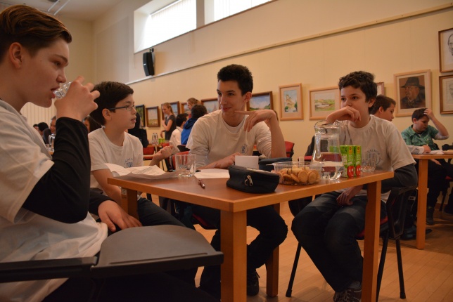 Lengyel Magyar Vetélkedő a Könyvtárban