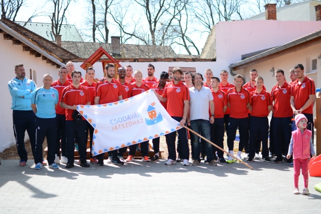 A Csodavár Játszóházba látogatott a Nyíregyházi Spartacus