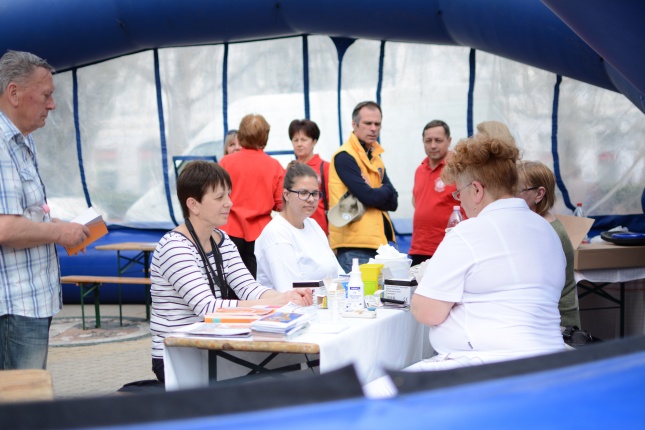 Lions szűrés a Kossuth téren