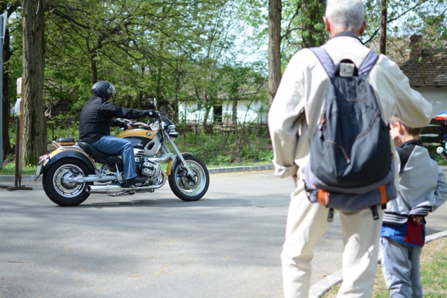 Motoros Véradás a Múzeumfaluban