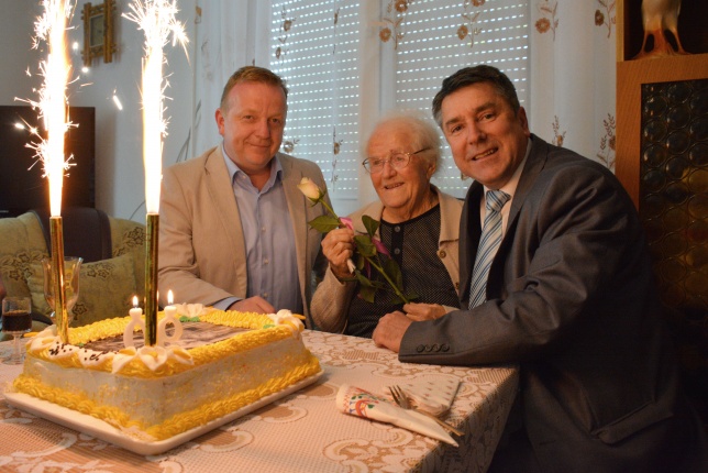 Szépkorú köszöntése