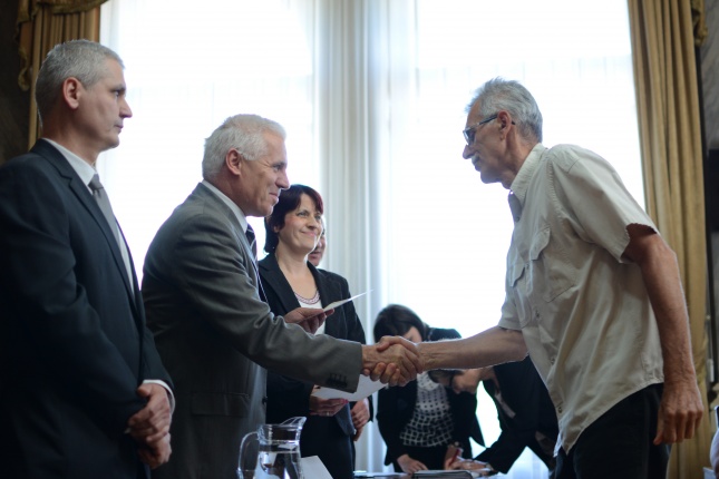 Ülnökök eskütétele a Városházán