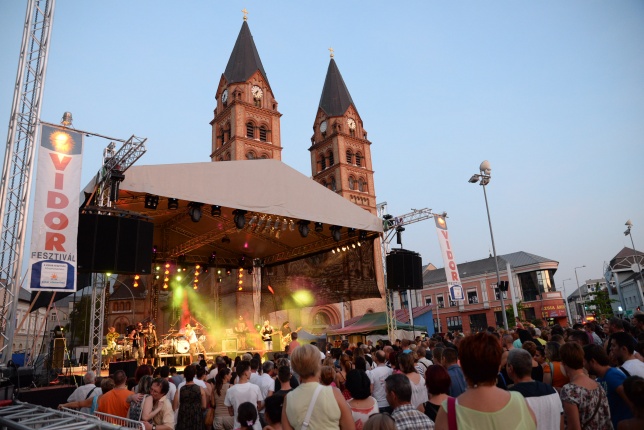 Ocho Macho a Nagyszínpadon