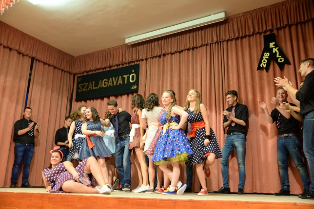 Szalagavató EKLG 8/12 osztály