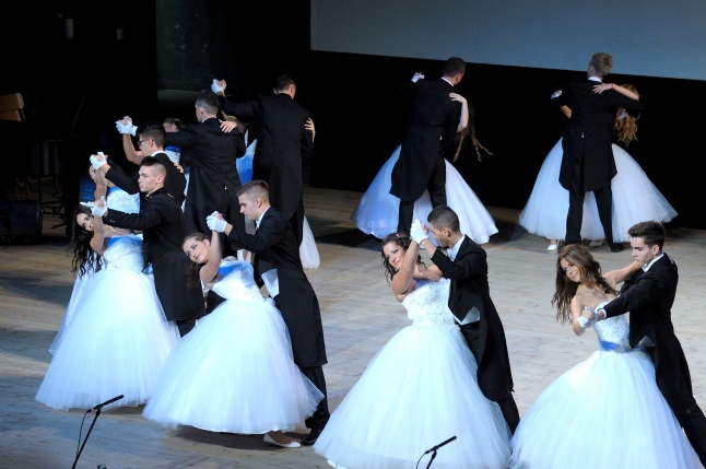 Az Eötvös József Gyakorló Általános Iskola és Gimnázium szalagavató műsora