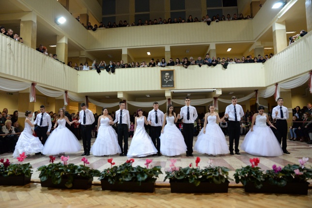 A Wesselényi Miklós Középiskola szalagavató műsorából