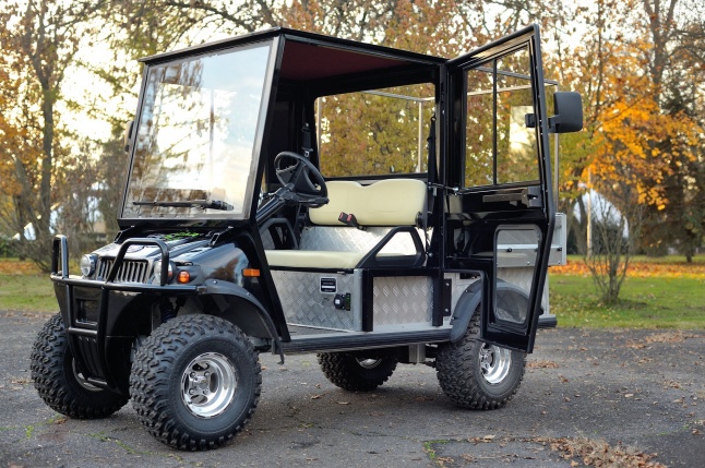 Sóstógyógyfürdő elektromos kisautóval gazdagodott