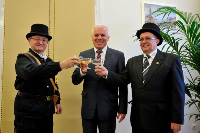 Újévi jókívánság a Városházán