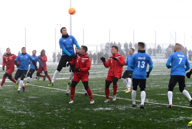 Edzőmérkőzés a Szparinál