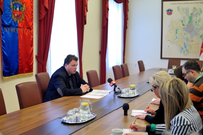 Helyi önszerveződő közösségek pénzügyi támogatása