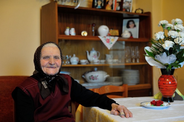 Szépkorú köszöntése - Koós Györgyné