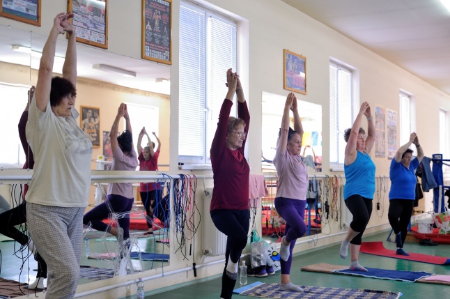 Szépkorúak jógája