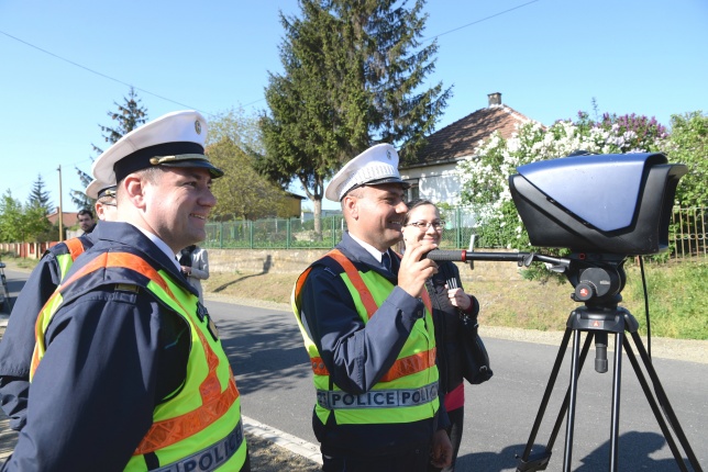Speedmaraton-trafipaxos ellenőrzés a Kincs utcán