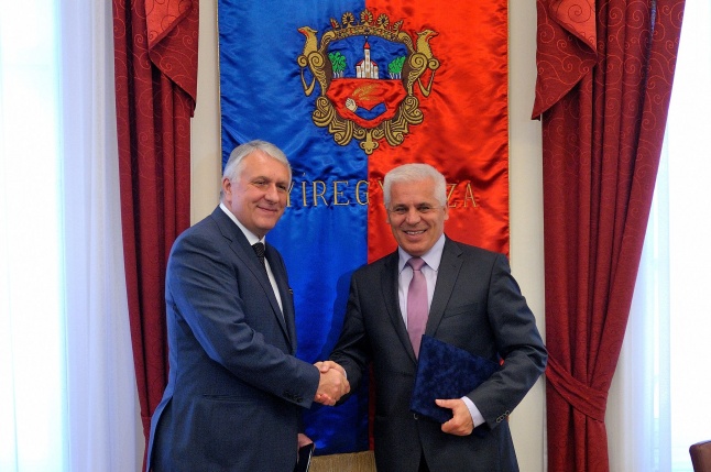 Partnerségi megállapodás a Városházán