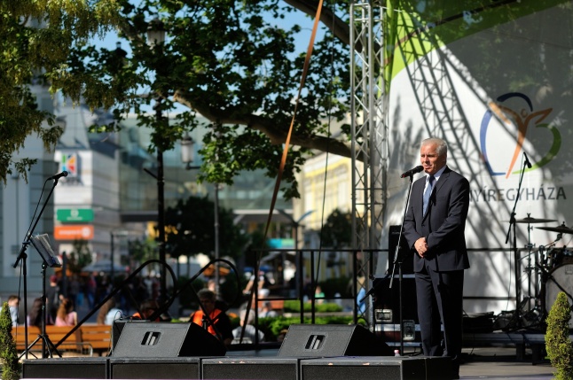 Színpadi programok megnyitója