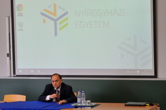 Torgyán József a Nyíregyházi Egyetemen