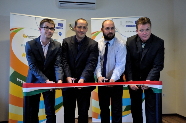 Új Nemzedék Központ megnyitója