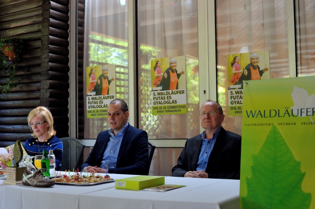 Waldlaufer futás sajtótájékoztatója