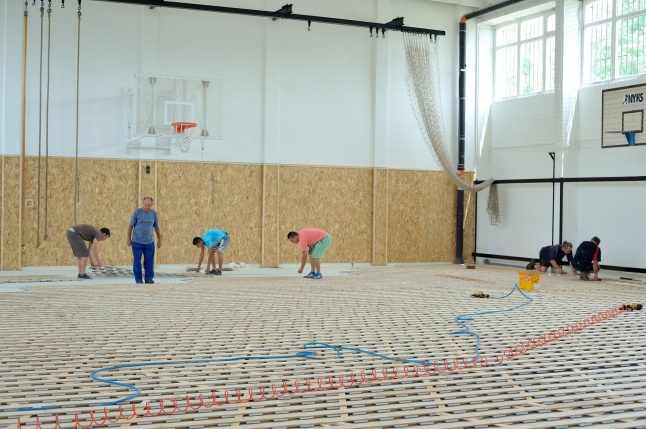 Tornaterem felújítás a Móricz Zsigmond iskolában