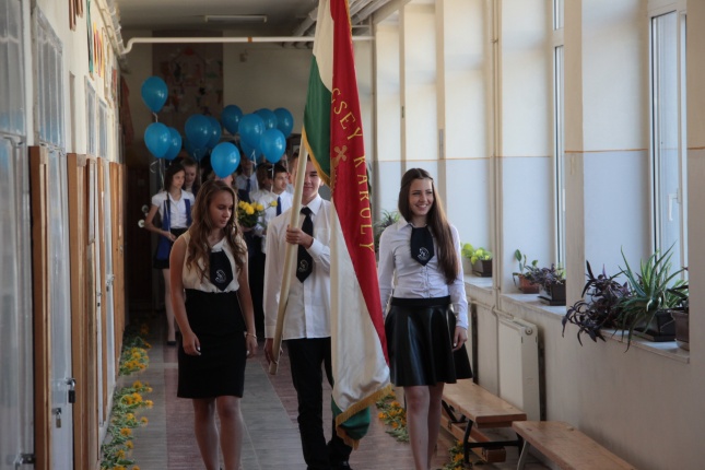 Vécseys diákok búcsúja