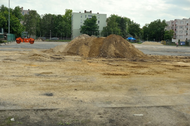 Pályafelújítás a stadionban