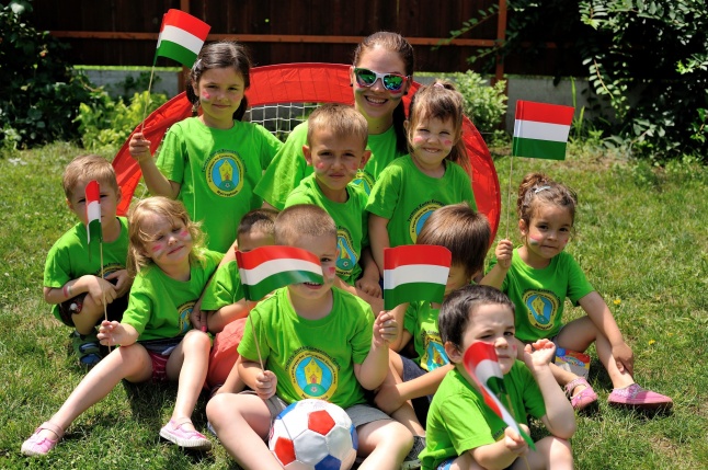 A Mustármagosok is Foci EB lázban vannak