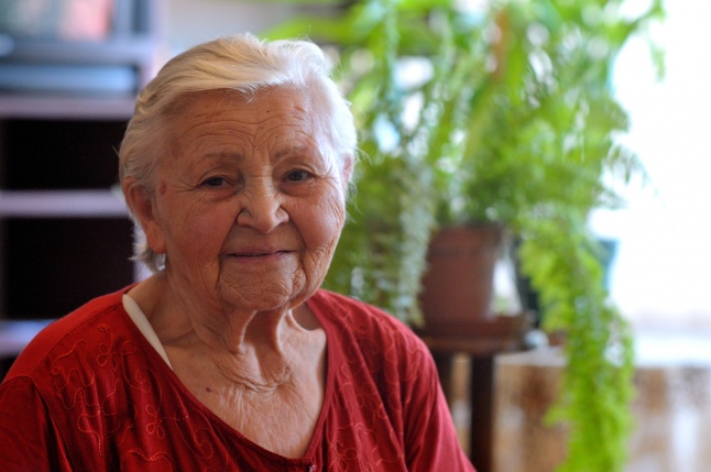 Szépkorú köszöntése - Csirip Andorné