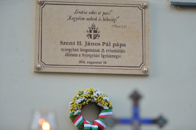 Emlékezés a pápa látogatására