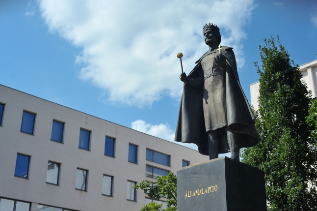 Koszorúzás a Nyíregyházi Egyetemen