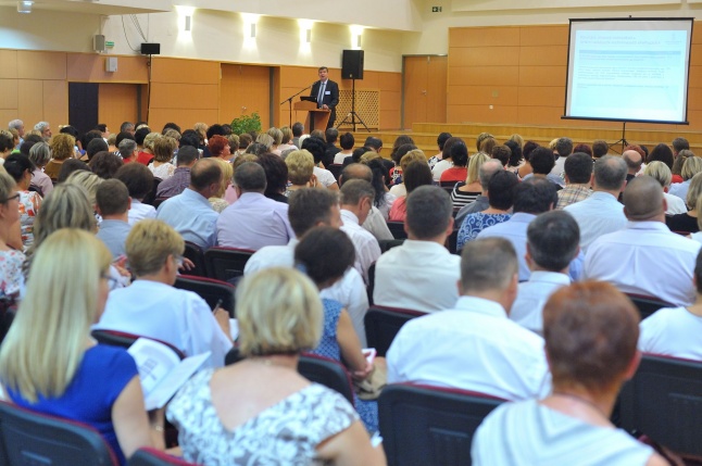 Tanévnyitó konferencia Nyíregyházán