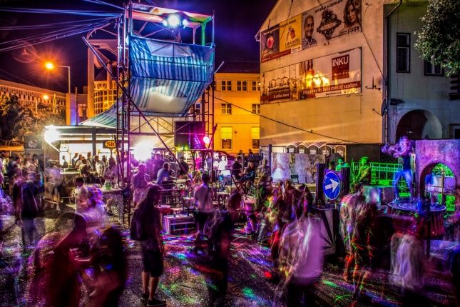 Hétfő esti VIDOR Kert