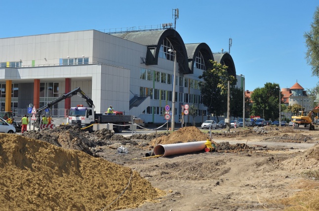 Elkezdődött a beruházás a Szegfű utcán IV