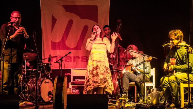 Palya Bea a Móricz Kertben