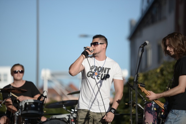 Színpadon a Folkfusion Band