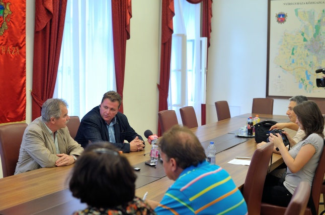 Szépkorúak Akadémiája sajtótájékoztató - fotó Szarka Lajos