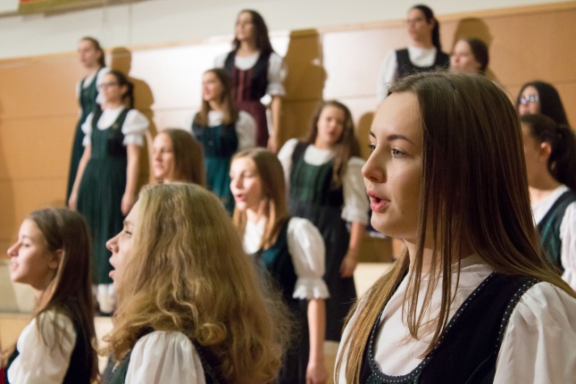 Értékes Esték-Cantemus - fotó Szarka Lajos