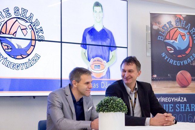 Kosaras támogatás - fotó Szarka Lajos