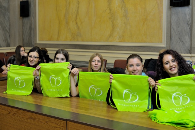 Külföldi diákok a Városházán - fotó Szarka Lajos